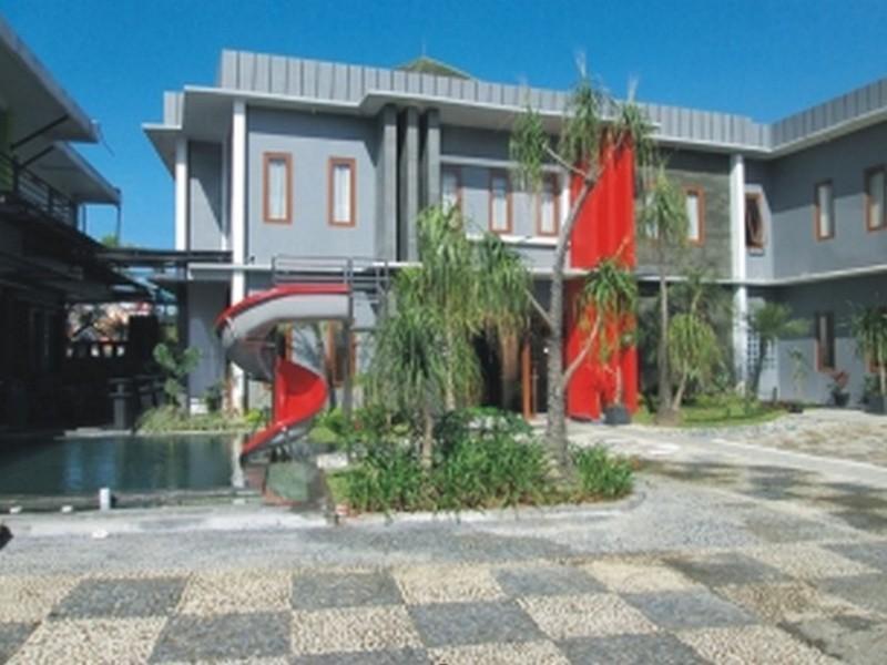 Mirda Gratia Hotel & Convention Чисаруа Экстерьер фото